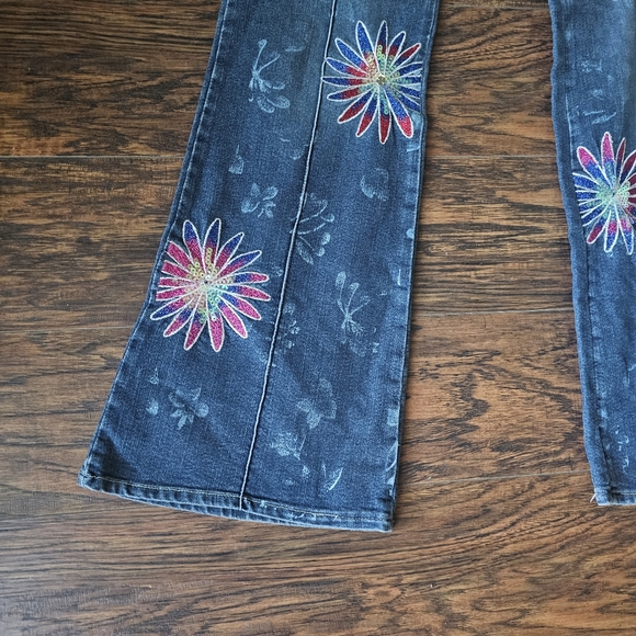 Versace Vintage Floral Embroidered Jeans Size 32 - Picture 5 of 11